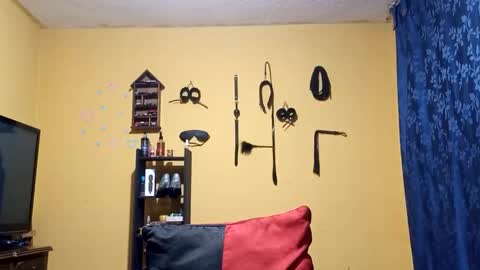 Snapshot of violetsexhot999 chatting on November 12, 9:32 am Violet777 online show from November 12, 9:32 am