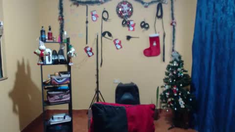 Snapshot of violetsexhot999 chatting on November 20, 10:59 am Violet777 online show from November 20, 10:59 am