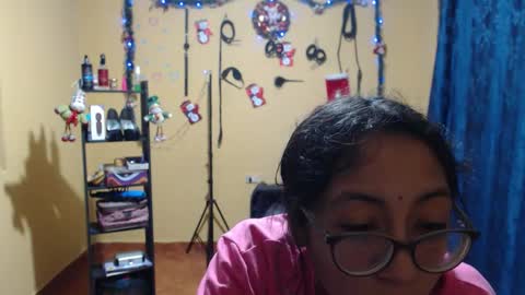 Snapshot of violetsexhot999 chatting on November 21, 12:32 am Violet777 online show from November 21, 12:32 am