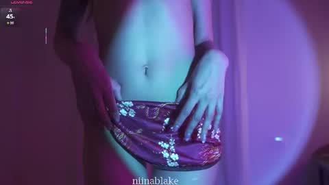 Snapshot of violett_bray chatting on June 10, 7:46 pm Ig violett bray online show from June 10, 7:46 pm