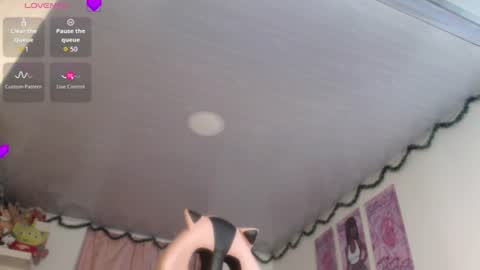 Snapshot of violett_brown9 chatting on July 1, 3:52 am violett_brown9 online show from July 1, 3:52 am