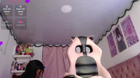 Snapshot of violett_brown9 chatting on July 5, 7:04 am violett_brown9 online show from July 5, 7:04 am