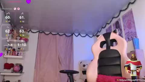 Snapshot of violett_brown9 chatting on July 20, 10:39 am violett_brown9 online show from July 20, 10:39 am
