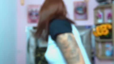 Snapshot of violett_froz chatting on November 1, 8:22 pm Violeta froz online show from November 1, 8:22 pm