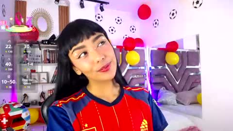 Violet online show from June 26, 11:03 am