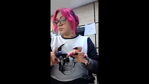violett_sykes online show from June 9, 1:23 pm