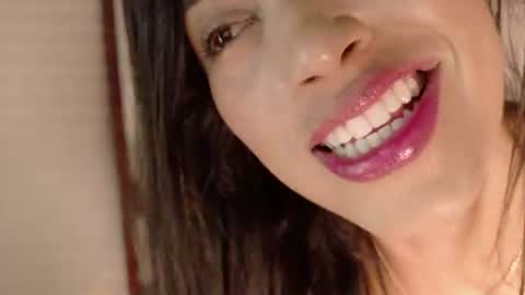 violetta_bold online show from July 17, 11:50 am