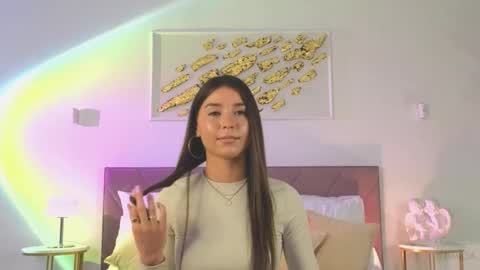 Snapshot of violetta_finch chatting on September 13, 10:26 am violetta_finch online show from September 13, 10:26 am