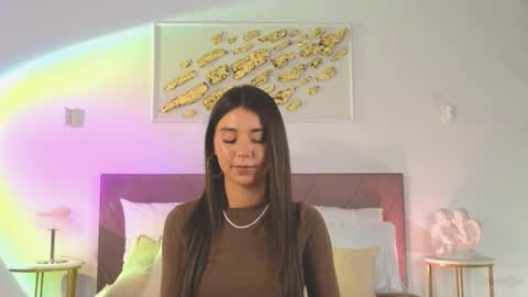 Snapshot of violetta_finch chatting on September 27, 12:32 pm violetta_finch online show from September 27, 12:32 pm