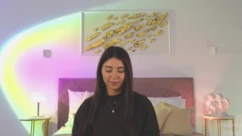 Snapshot of violetta_finch chatting on September 30, 10:31 am violetta_finch online show from September 30, 10:31 am