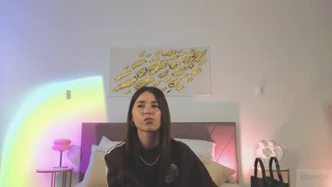 violetta_finch online show from February 12, 10:21 am