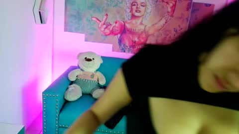 Violeta online show from June 17, 4:30 pm