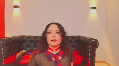 Snapshot of violettamidnight chatting on December 2, 3:56 am Violetta online show from December 2, 3:56 am