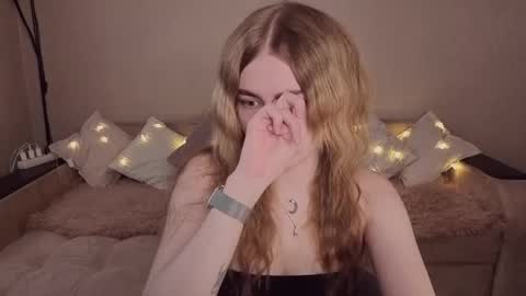 ViolettaOtis online show from April 22, 2:51 pm