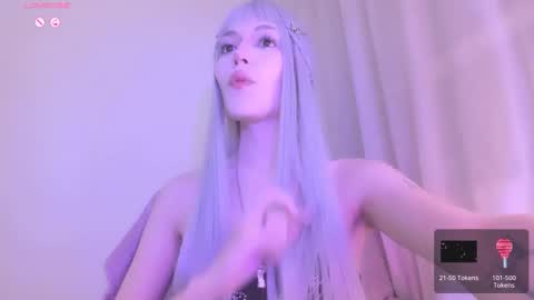 Snapshot of violettbones chatting on February 24, 3:55 am Violett online show from February 24, 3:55 am