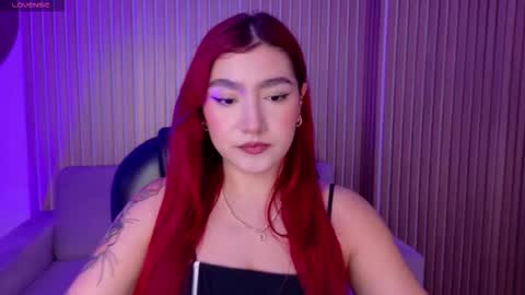 Violett Castel online show from January 11, 4:34 pm