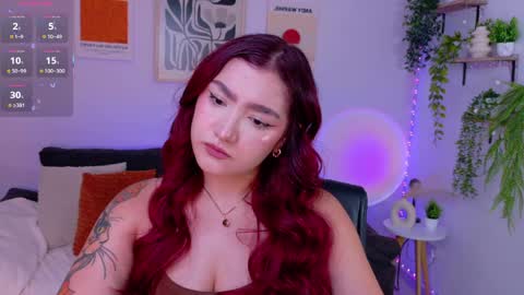 Violett Castel online show from June 7, 6:11 pm
