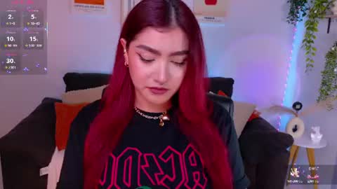 Snapshot of violettcastel chatting on July 29, 12:53 am Violett Castel online show from July 29, 12:53 am