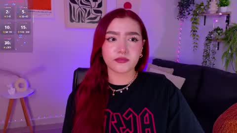 Snapshot of violettcastel chatting on August 10, 12:04 am Violett Castel online show from August 10, 12:04 am