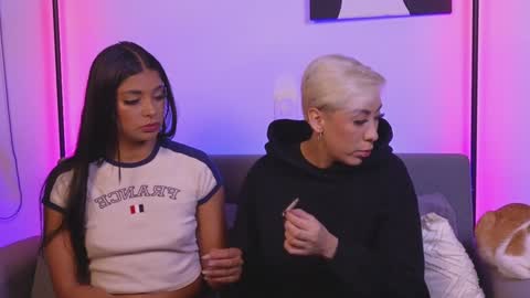 Violet online show from December 24, 4:00 am