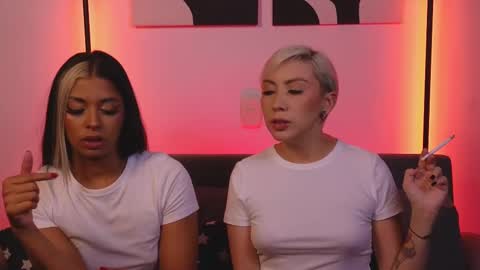 Violet online show from March 12, 2:09 am