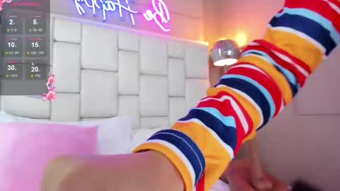 VioletthaRous online show from November 6, 10:54 pm