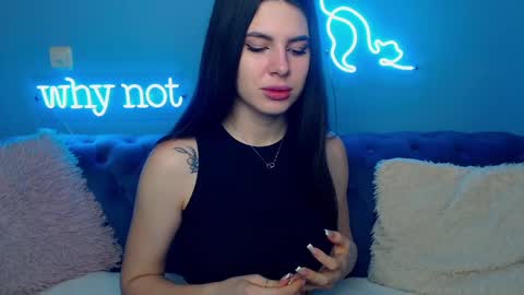 Snapshot of viollinalv chatting on February 1, 5:39 am viollinalv online show from February 1, 5:39 am