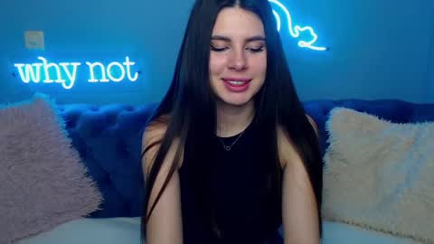 Snapshot of viollinalv chatting on February 1, 11:43 am viollinalv online show from February 1, 11:43 am