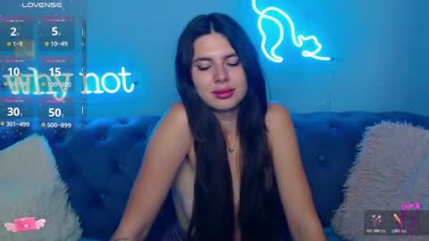 viollinalv online show from July 20, 10:39 am