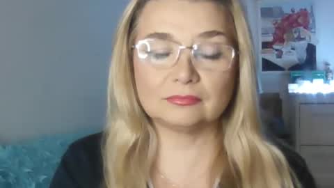 Vionerra online show from December 1, 8:58 pm