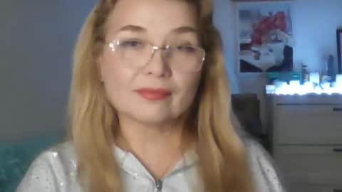 Vionerra online show from December 2, 11:45 pm