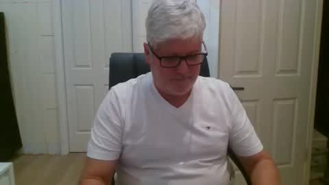 viper654321 online show from June 6, 7:24 am