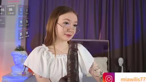 Snapshot of virg1nity_killer chatting on September 27, 9:58 am Mia dont forget to thumbs up me online show from September 27, 9:58 am