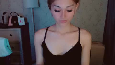 Pearl online show from February 13, 3:13 am