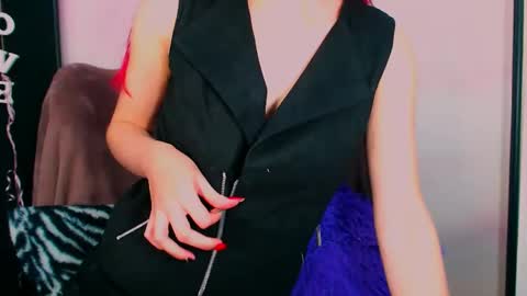 VirginLuna online show from January 22, 9:32 pm