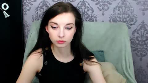 VirginLuna online show from May 4, 7:10 pm