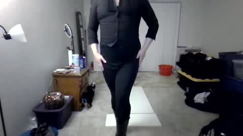 Snapshot of virgorian_enigma chatting on March 9, 5:11 am priscilla online show from March 9, 5:11 am