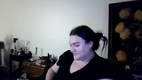 priscilla online show from January 15, 5:45 am