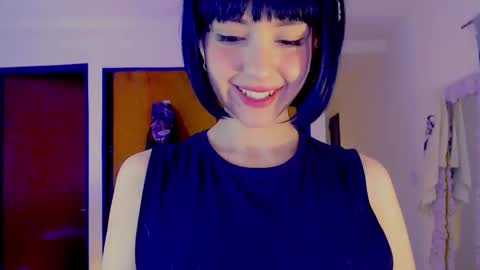 Snapshot of virtualchica chatting on September 12, 4:01 am Minerva online show from September 12, 4:01 am