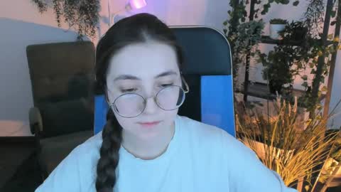 your love online show from April 30, 6:14 pm