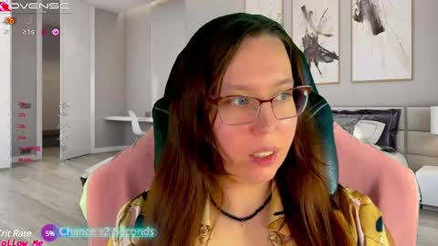 Snapshot of visecret chatting on January 10, 11:43 am Victoria Romans online show from January 10, 11:43 am
