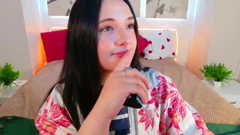 Vita online show from February 18, 8:38 pm