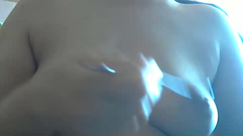 Snapshot of vitaliasex chatting on May 1, 8:52 am vitaliasex online show from May 1, 8:52 am