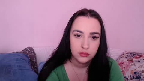 Snapshot of vitalina_freedom chatting on December 14, 9:29 am Vitalina online show from December 14, 9:29 am