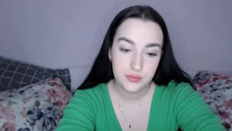 Snapshot of vitalina_freedom chatting on December 19, 12:34 pm Vitalina online show from December 19, 12:34 pm