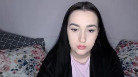 Snapshot of vitalina_freedom chatting on December 20, 12:38 pm Vitalina online show from December 20, 12:38 pm