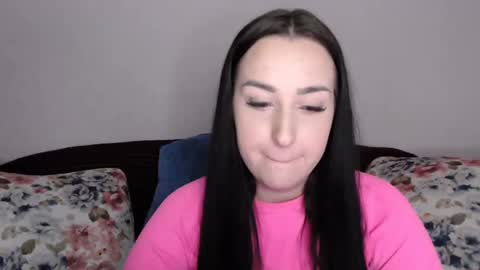 Snapshot of vitalina_freedom chatting on January 4, 2:56 pm Vitalina online show from January 4, 2:56 pm