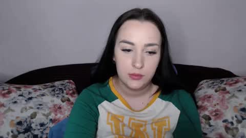 Snapshot of vitalina_freedom chatting on January 5, 4:48 pm Vitalina online show from January 5, 4:48 pm