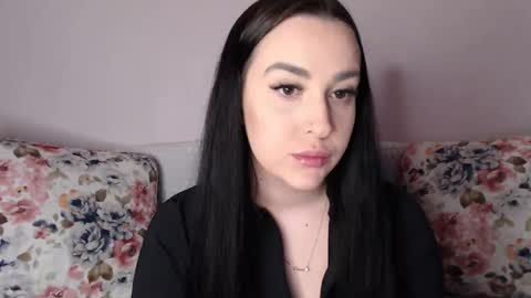 Snapshot of vitalina_freedom chatting on February 24, 3:09 pm Vitalina online show from February 24, 3:09 pm