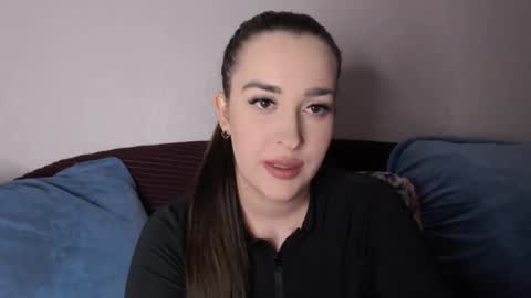 Snapshot of vitalina_freedom chatting on October 1, 4:57 pm Vitalina online show from October 1, 4:57 pm